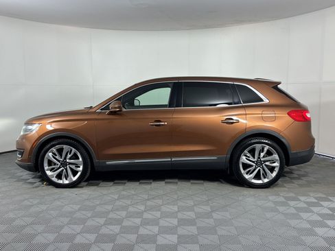 Used 2018 Lincoln MKX Black Label w/ Driver Assistance Package AWD/4WD image 2