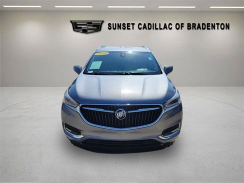 Used 2018 Buick Enclave Premium image 2