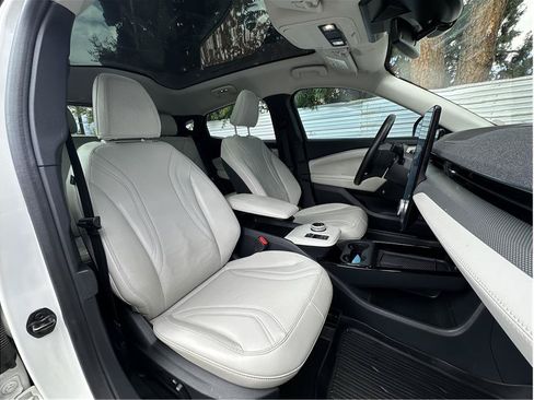 Used 2022 Ford Mustang Mach-E Premium w/ Ice White Appearance Package AWD/4WD image 15