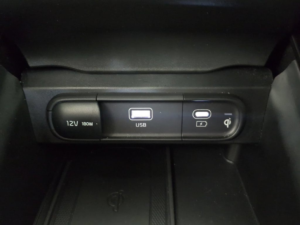 Used 2025 Kia Telluride AWD image 34