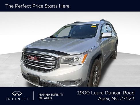 Used 2017 GMC Acadia SLT FWD image 1