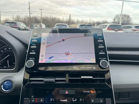 Used 2020 Toyota Avalon Limited w/ Advanced Safety Package image 25