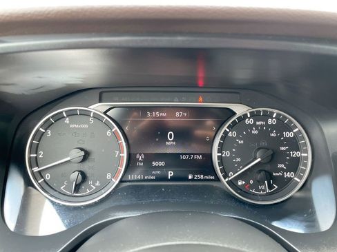 Used 2023 Nissan Rogue SV image 25