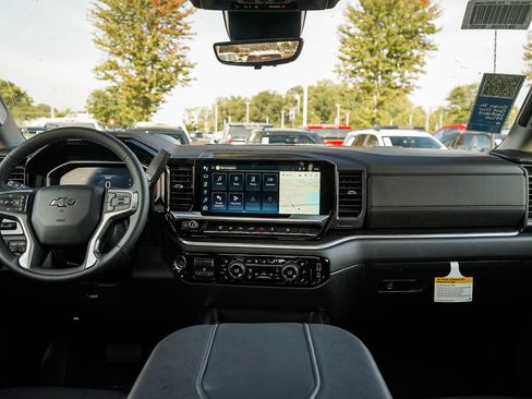 New 2026 Chevrolet Silverado 3500 LTZ w/ LTZ Plus Package AWD/4WD image 14