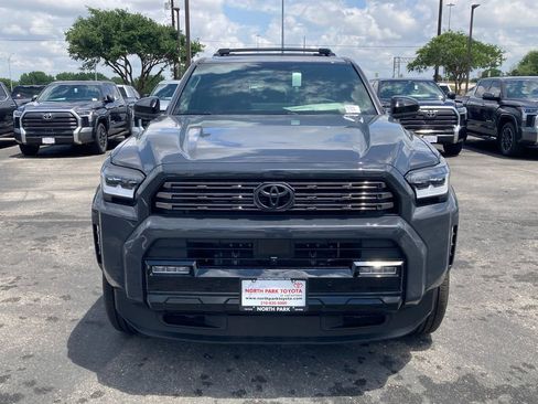 New 2026 Toyota 4Runner 4WD image 2