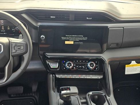 New 2026 GMC Sierra 1500 AT4 w/ AT4 Premium Package AWD/4WD image 14