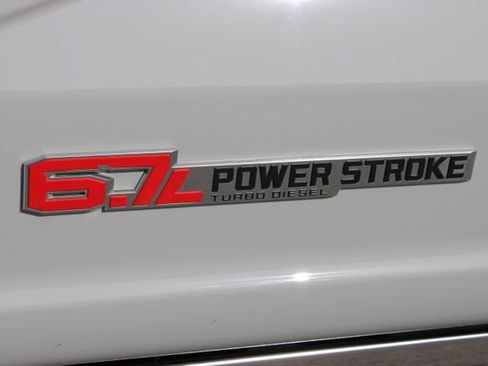 Used 2025 Ford F450 Platinum w/ Platinum Plus Package AWD/4WD image 23