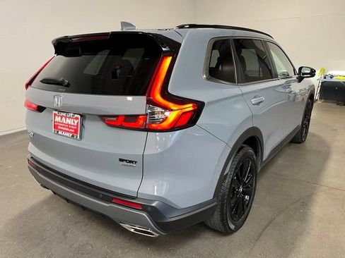 Used 2024 Honda CR-V Sport Touring image 3