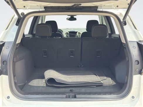 Used 2022 GMC Terrain SLE w/ Driver Convenience Package FWD image 25