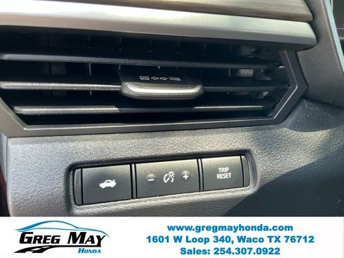 Used 2025 Nissan Altima 2.5 SV FWD image 23