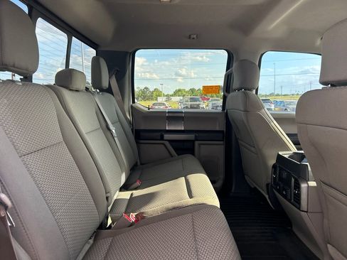 Used 2017 Ford F150 XLT w/ Equipment Group 302A Luxury image 29