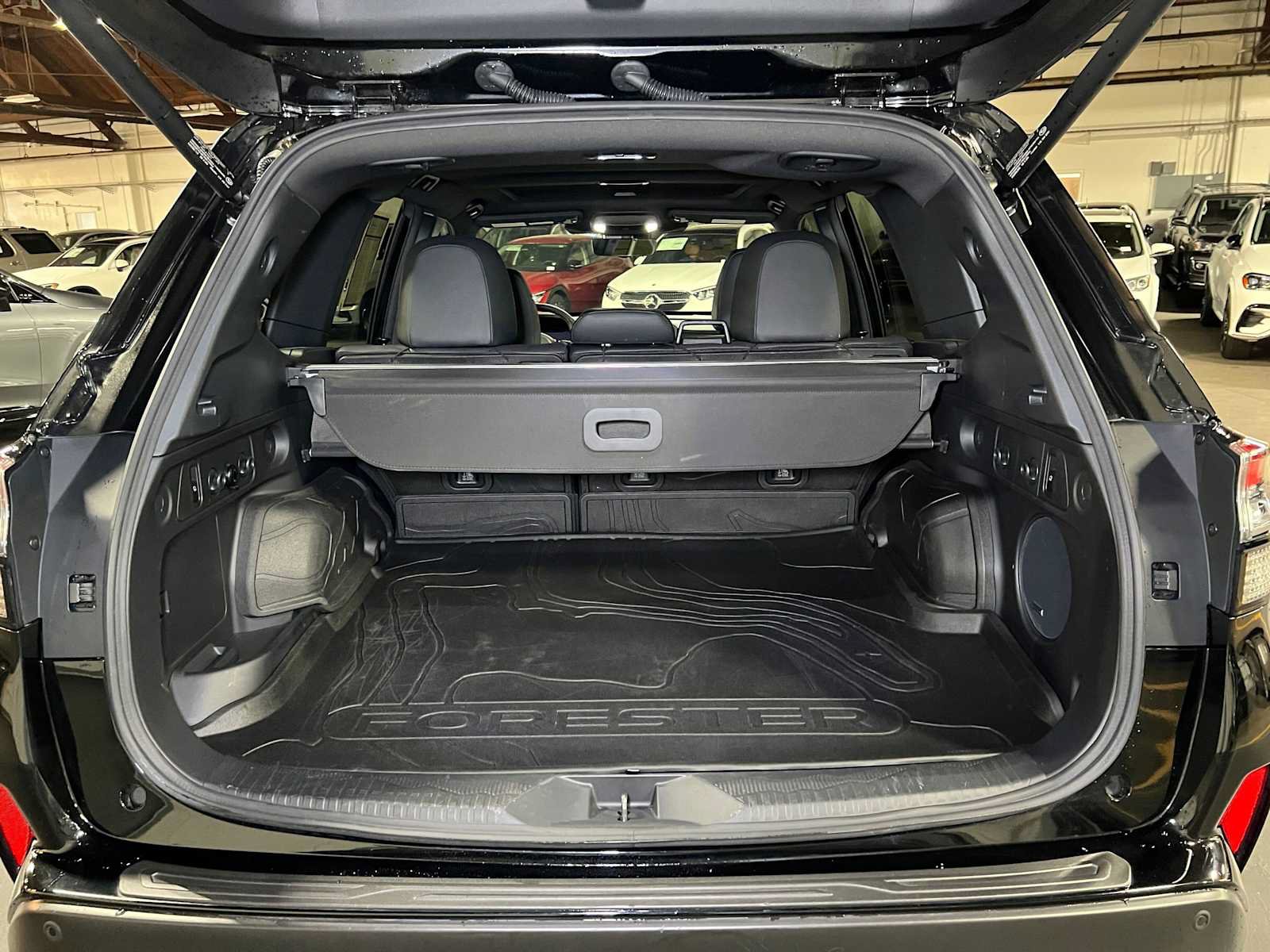 Used 2025 Subaru Forester Touring AWD/4WD image 16