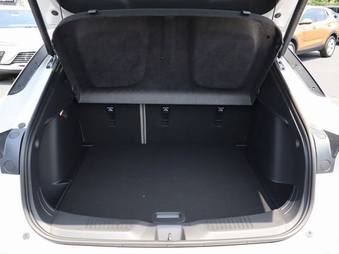 Used 2025 Buick Envista Avenir image 19