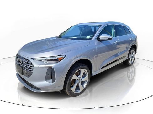 New 2026 Audi Q5 Premium AWD/4WD image 2