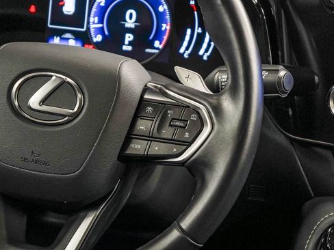 Used 2025 Lexus NX 250 FWD w/ Accessory Package (2T) image 17