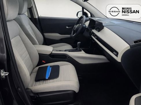 Used 2023 Honda HR-V LX image 12