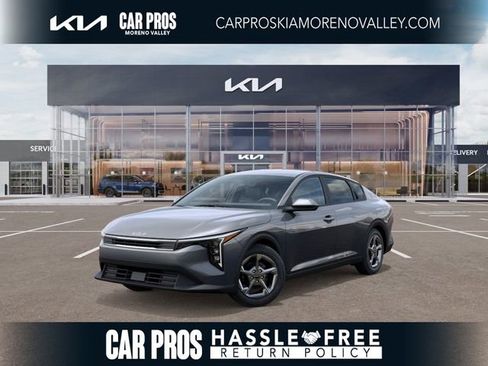 New 2026 Kia K4 LXS image 1