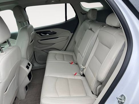 Used 2020 GMC Terrain Denali w/ Denali Premium Package FWD image 13