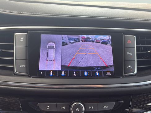 Used 2020 Buick Enclave Avenir w/ Avenir Technology Package FWD image 29