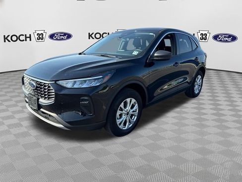 Used 2024 Ford Escape Active AWD/4WD image 3