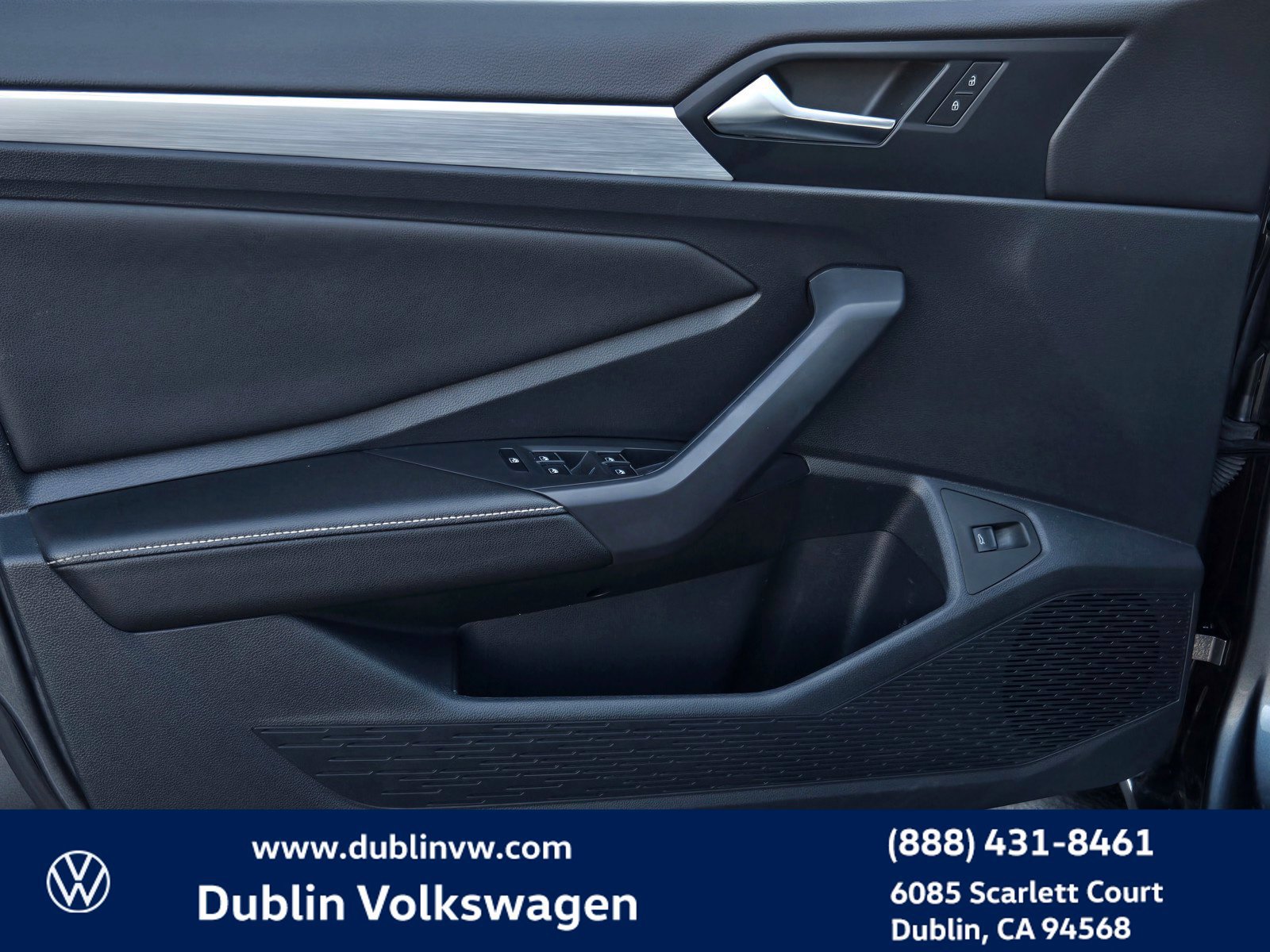 Certified 2025 Volkswagen Jetta Sport FWD image 10