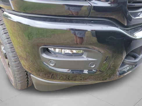 Used 2025 RAM 2500 Laramie AWD/4WD image 13
