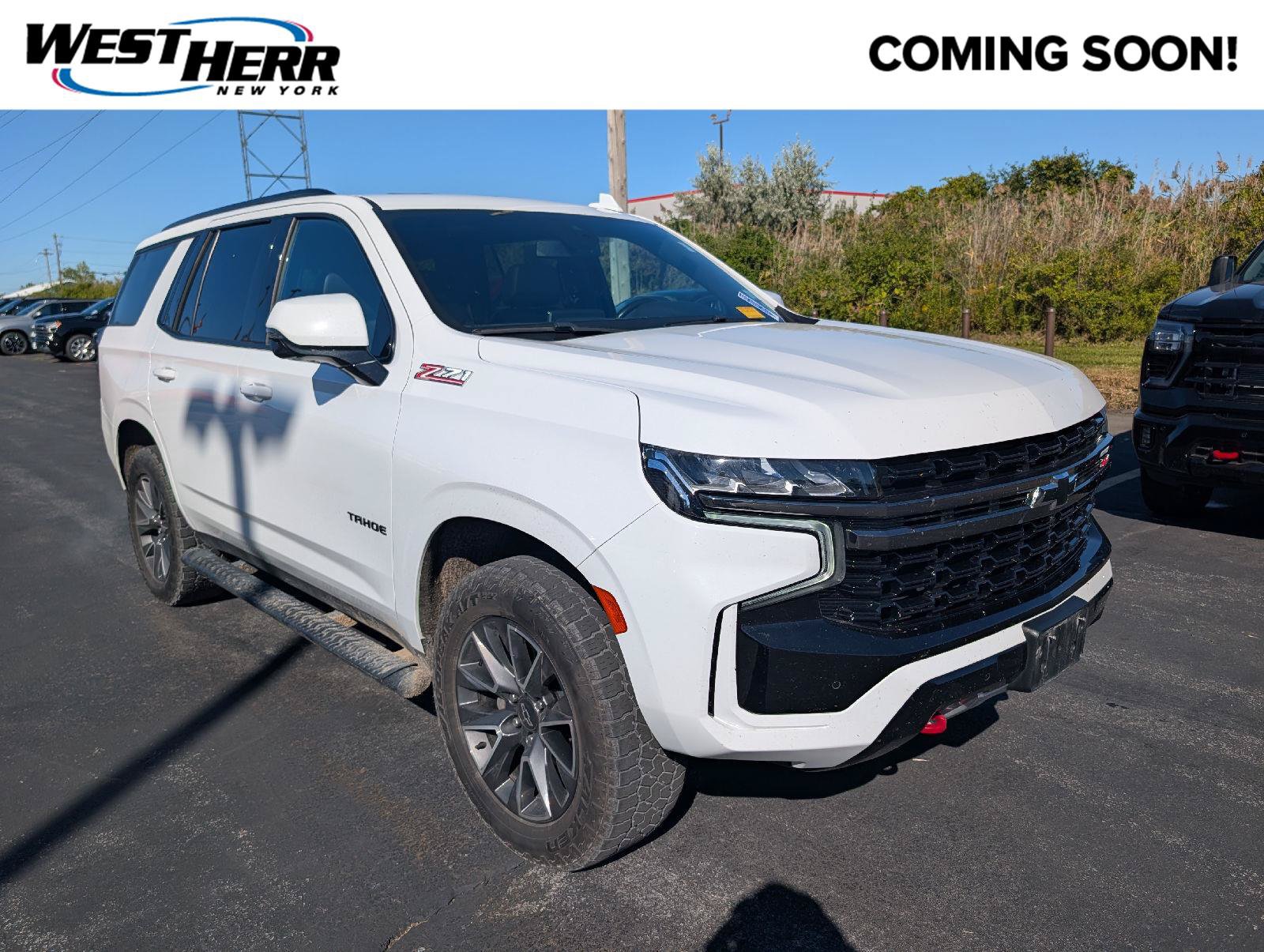 Used 2022 Chevrolet Tahoe Z71 w/ Luxury Package AWD/4WD image 1