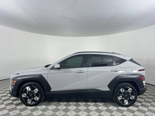 Used 2025 Hyundai Kona SEL FWD image 8