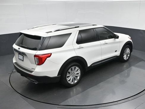 Used 2021 Ford Explorer King Ranch w/ Premium Technology Package AWD/4WD image 81