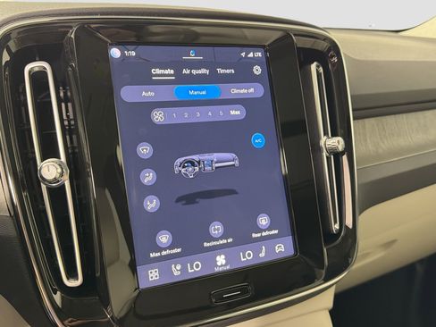 Certified 2023 Volvo XC40 B5 Plus w/ Driver Assist Package image 16