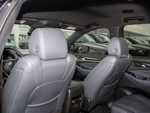 Used 2024 Buick Enclave Essence w/ Technology Package FWD image 19