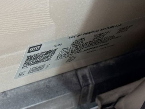 Used 2023 Chevrolet Tahoe Premier w/ Advanced Technology Package image 38