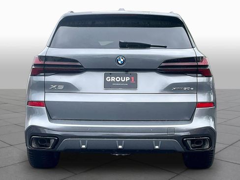 New 2026 BMW X5 xDrive50e w/ M Sport Package AWD/4WD image 4