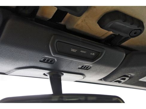 Used 2022 Jeep Gladiator Sport AWD/4WD image 25