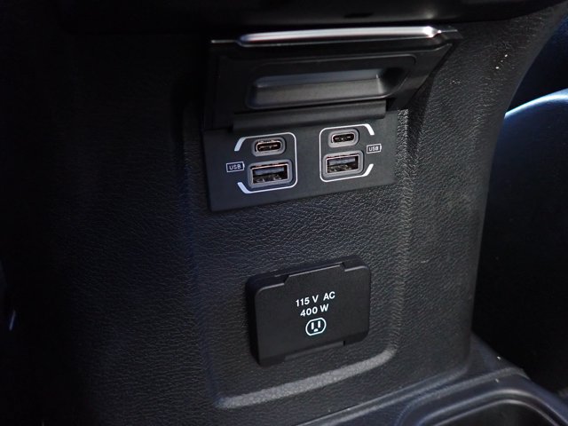 Used 2021 Jeep Gladiator Mojave w/ Cold Weather Group AWD/4WD image 10