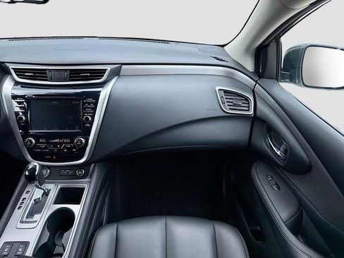 Used 2023 Nissan Murano SV FWD image 18