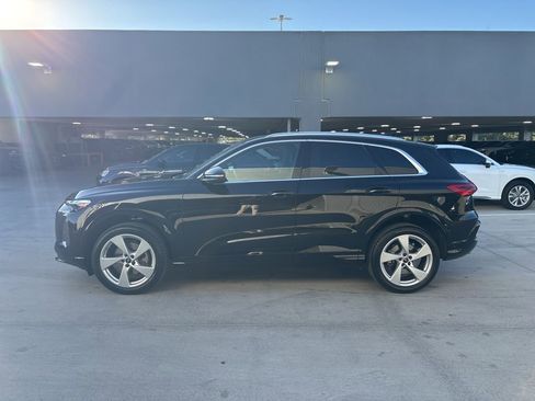 Certified 2025 Audi Q5 Premium Plus w/ Premium Plus image 9