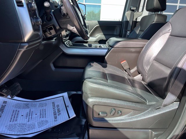 Used 2019 Chevrolet Silverado 2500 LTZ w/ Duramax Plus Package AWD/4WD image 21