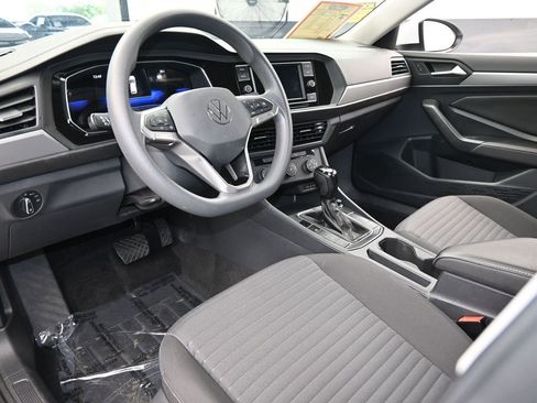 Used 2023 Volkswagen Jetta S image 12