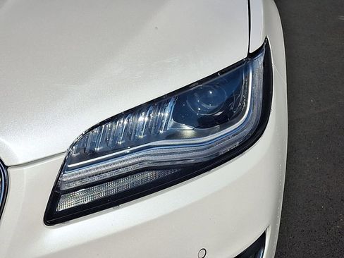 Used 2019 Lincoln MKZ Reserve image 8