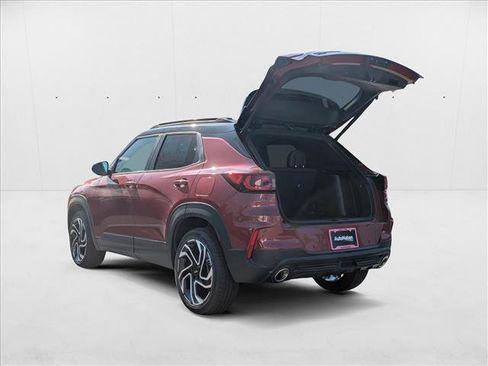 New 2025 Chevrolet TrailBlazer RS w/ Convenience Package AWD/4WD image 9