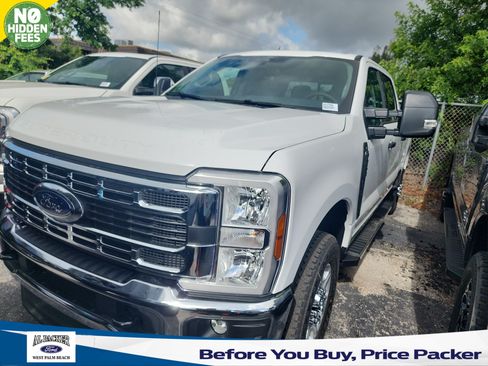 New 2026 Ford F250 XLT w/ FX4 Off-Road Package AWD/4WD image 1
