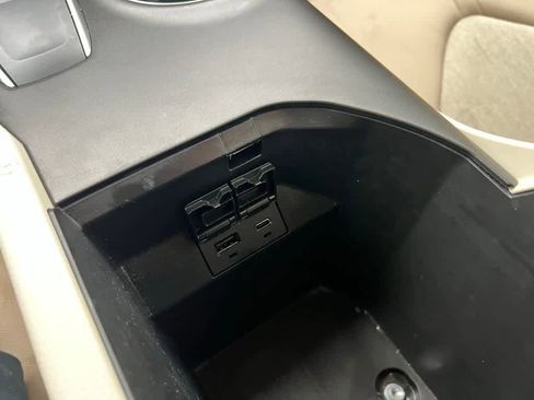 Used 2023 Toyota Camry LE image 30