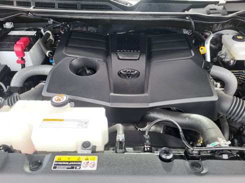 Used 2023 Toyota Tundra Platinum w/ Advanced Package image 25