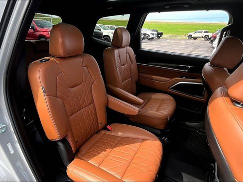 Used 2025 Kia Telluride SX Prestige X-Line AWD/4WD image 29