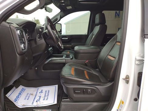 Used 2020 GMC Sierra 2500 AT4 w/ AT4 Premium Package AWD/4WD image 12
