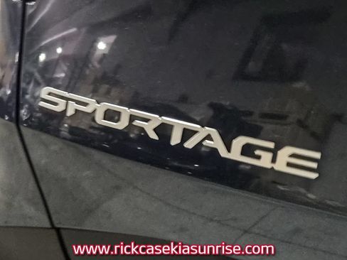 Used 2023 Kia Sportage X-Line AWD/4WD image 10