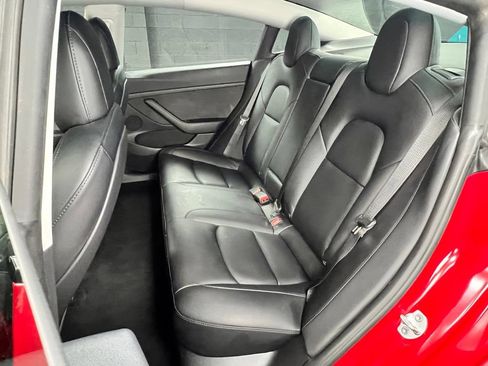 Used 2022 Tesla Model 3 Standard Range RWD image 16