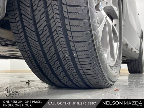 Used 2024 BMW X5 xDrive40i w/ Premium Package image 10