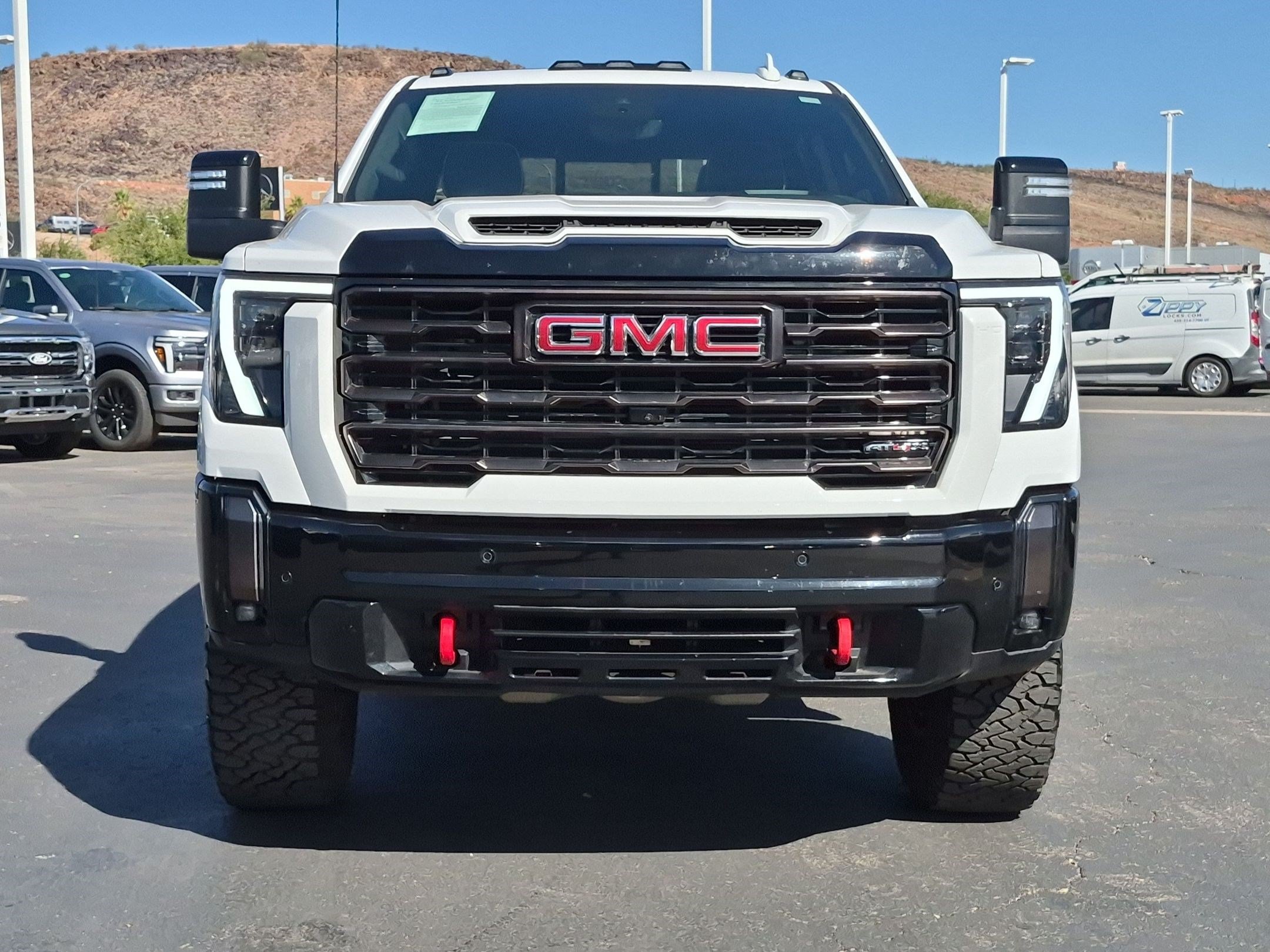 Used 2024 GMC Sierra 2500 AT4X AWD/4WD image 9